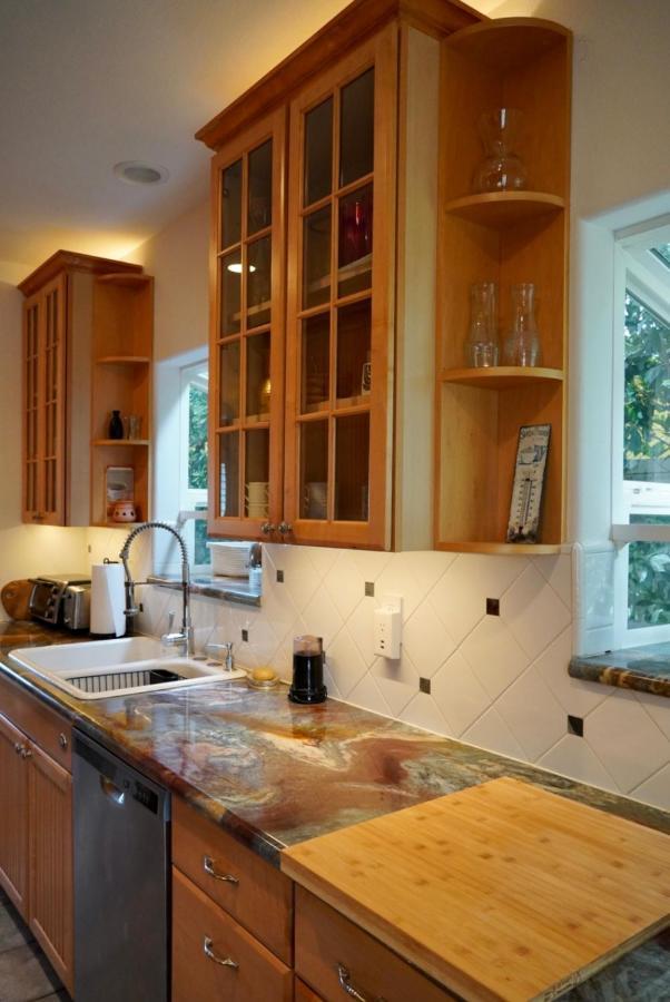 Cozy Family Hideaway, Sleeps 8, 4 Tv'S Yard, Shops Villa Simi Valley Exterior photo