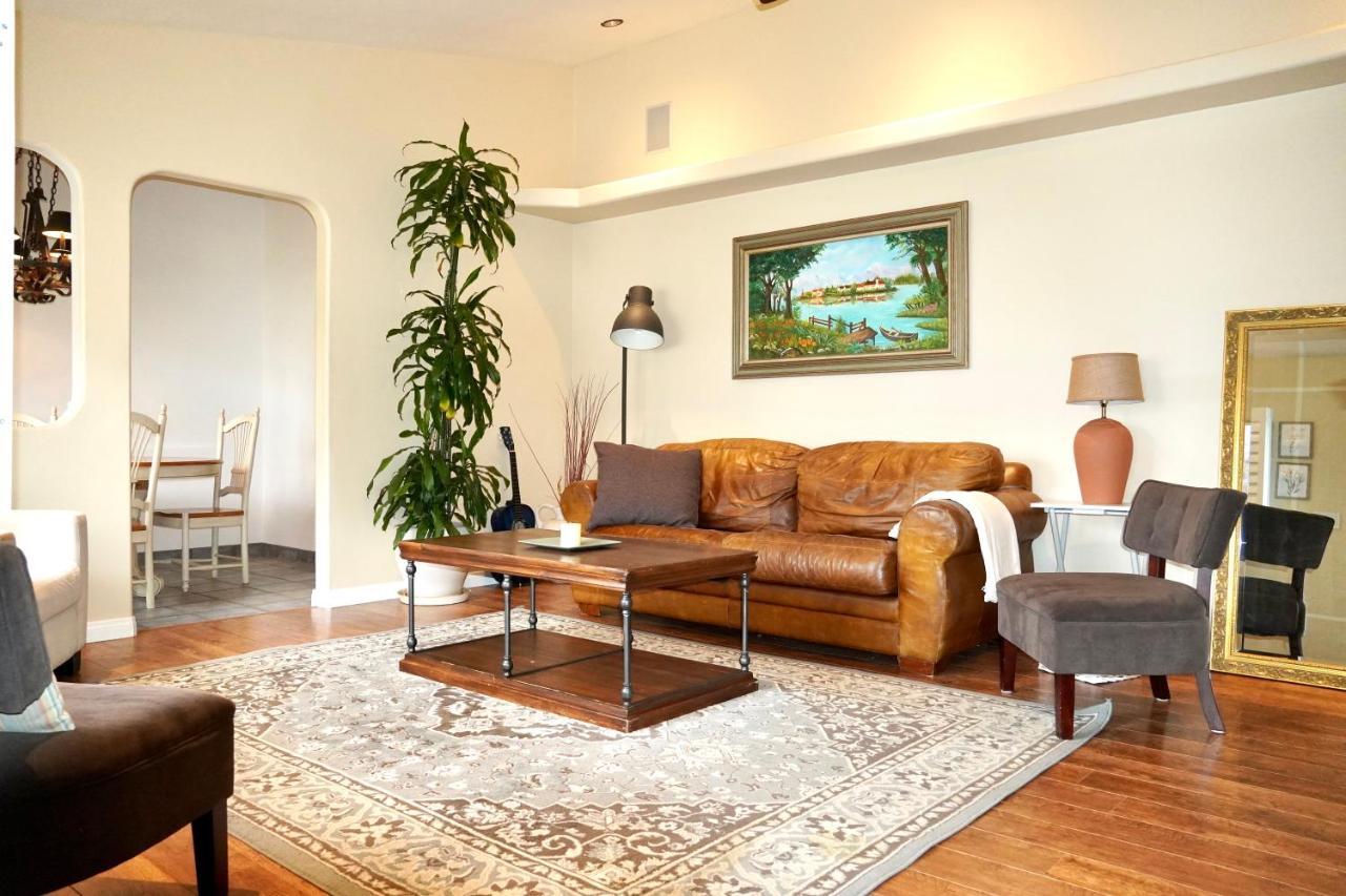 Cozy Family Hideaway, Sleeps 8, 4 Tv'S Yard, Shops Villa Simi Valley Exterior photo